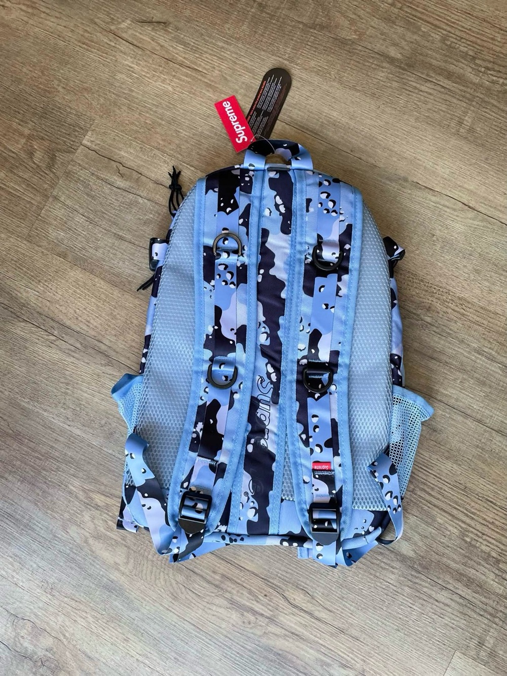 Supreme Backpack SS20 - Picture 2 of 4